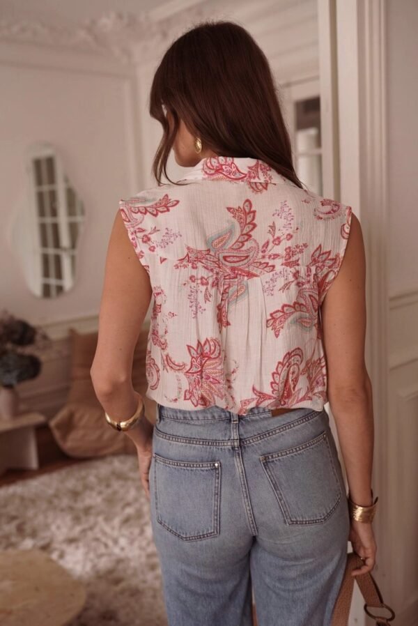 Blusa sin mangas estampado cachemir