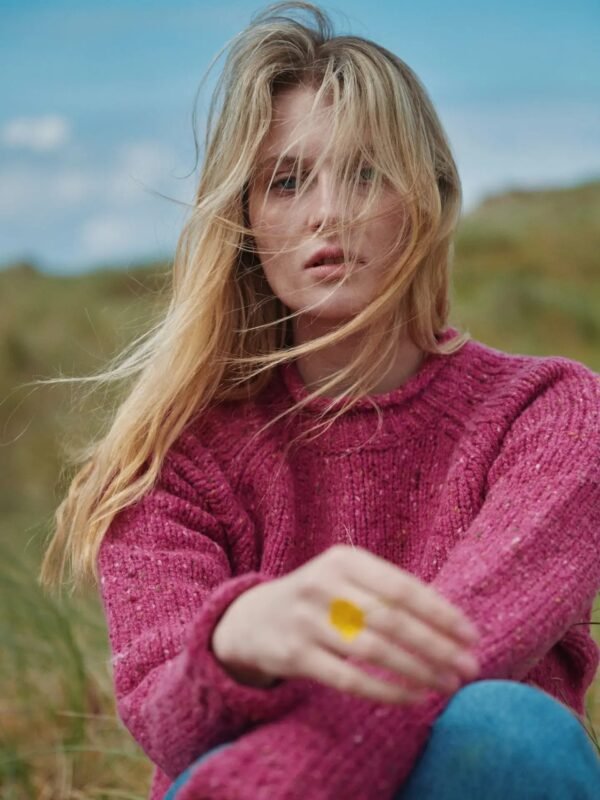 Jersey de cuello vuelto Brackloon Tweed lana rosa