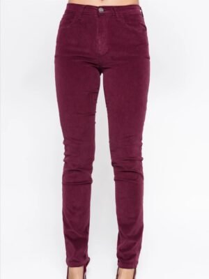 Pantalón slim de pana burdeos