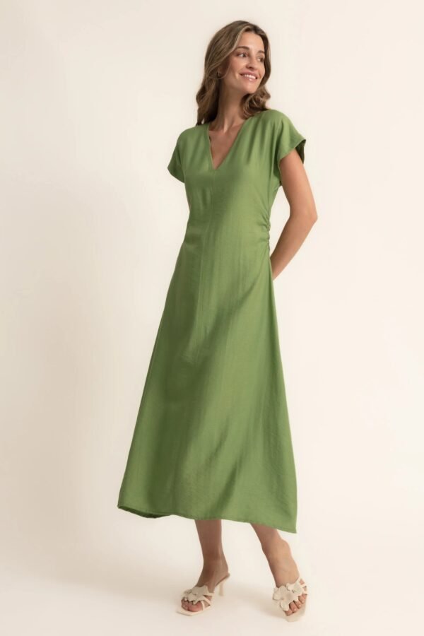 Vestido evasé fruncido en la cintura verde albahaca