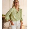 Blusa calados y cuello mao verde manzana