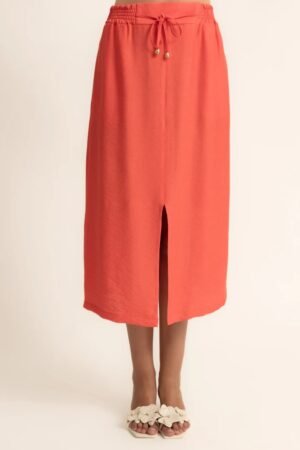 Falda ligera cintura elástica y cordón coral