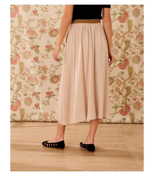 Falda midi de lino con cinturón trenzado