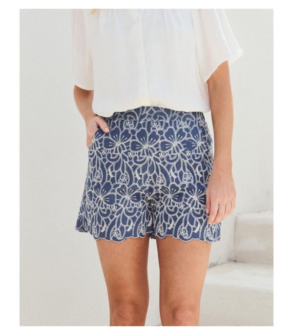 Short bordado floral