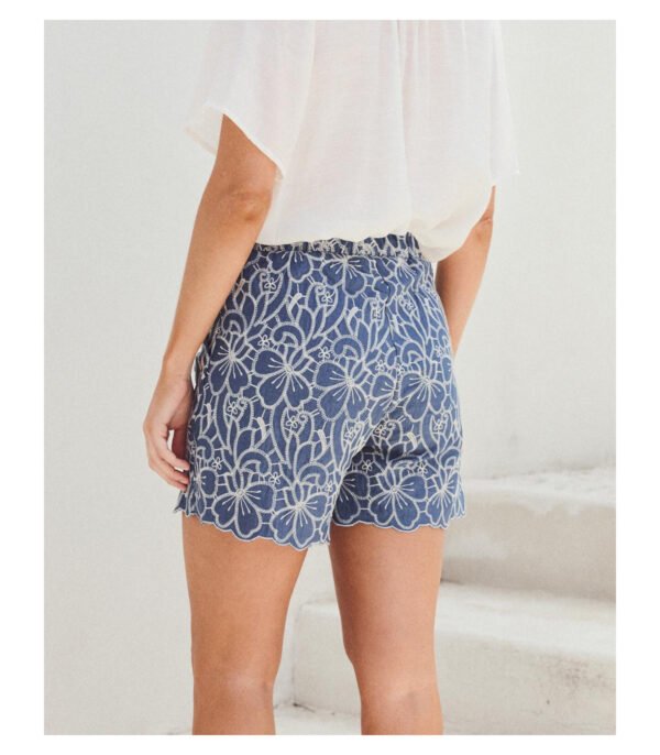 Short bordado floral