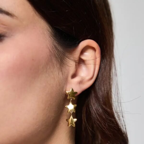 Pendientes colgante tres estrellas doradas PAULA