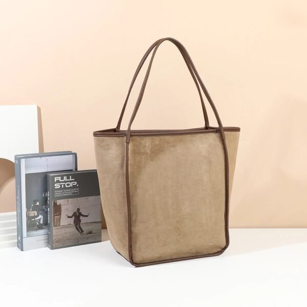 Bolso Nubia color gris pardo